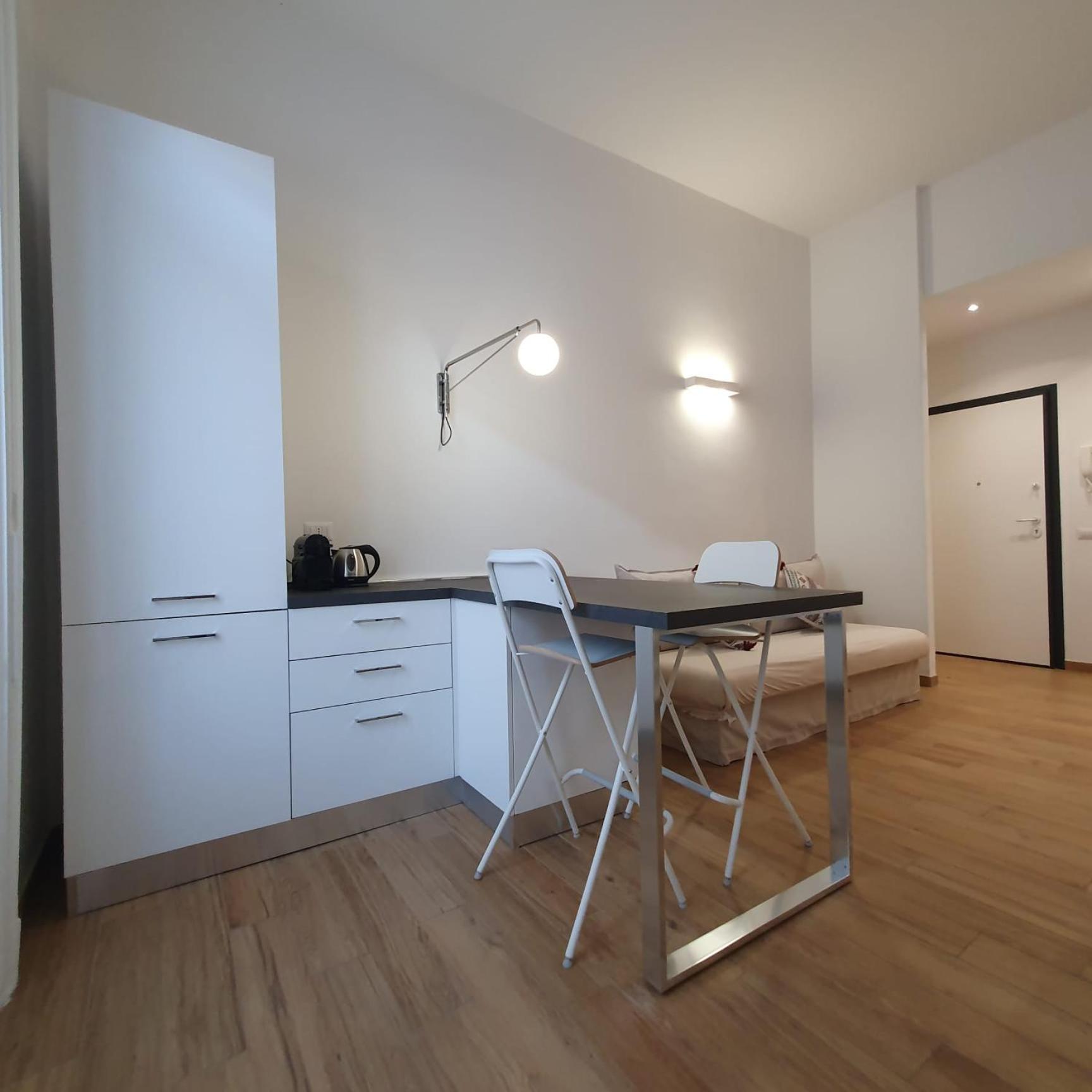 Bnbutler - Grasselli, 8 - Comfy And Newly Renovated Appartement Milaan Buitenkant foto