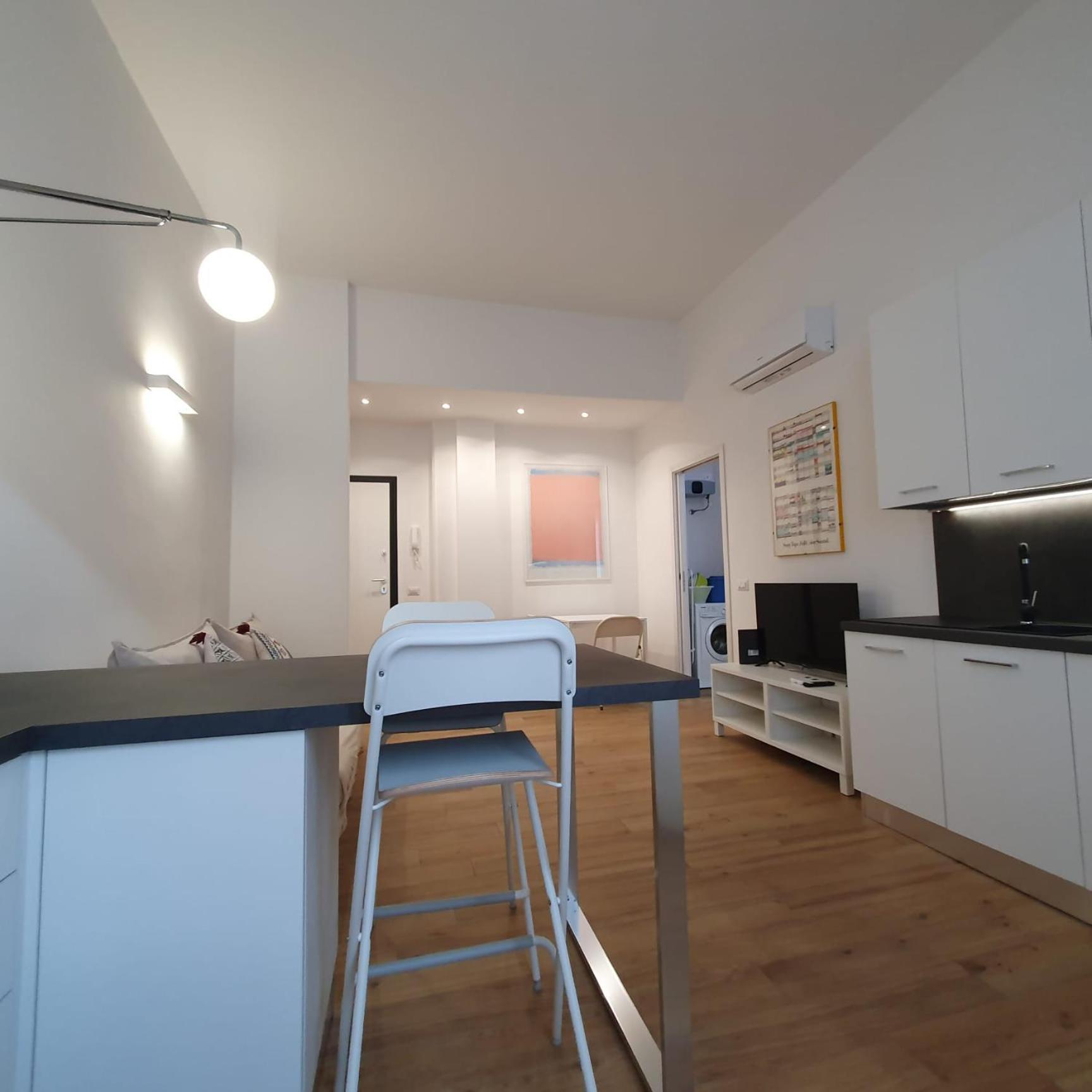 Bnbutler - Grasselli, 8 - Comfy And Newly Renovated Appartement Milaan Buitenkant foto